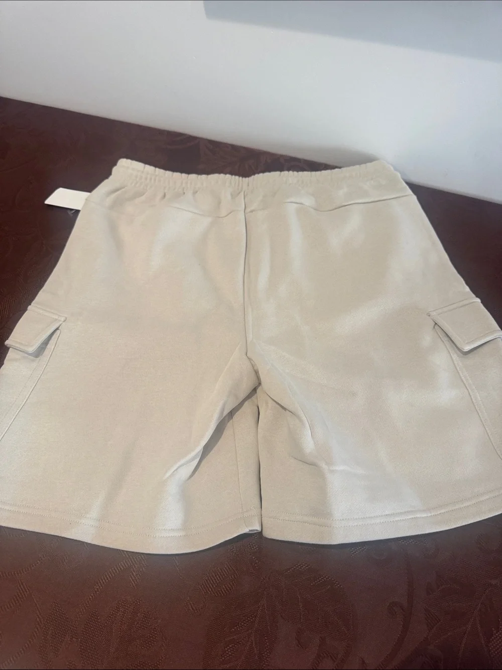 Hurley Fleece Cargo Shorts. Men’s Large